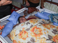 Из Александрии в Бомбей доставили транспортным самолетом самую тучную женщину в мире (фото, видео)
