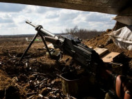 Хроника АТО: 83 обстрела, двое украинских воинов погибли, трое — ранены
