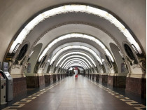 Станция метро «Площадь Восстания»