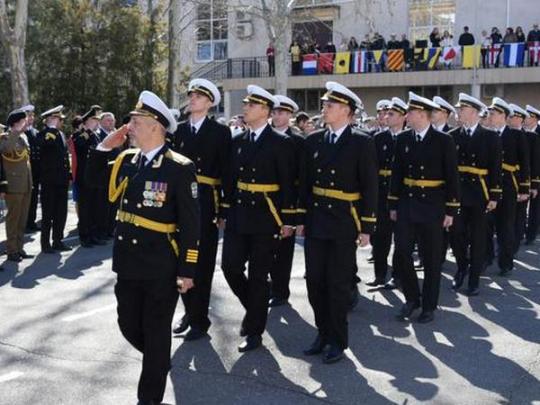 В Одессе состоялся досрочный выпуск офицеров института ВМС