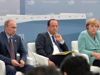 Меркель и Олланд поговорили с Путиным