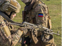 российские военные на Донбассе
