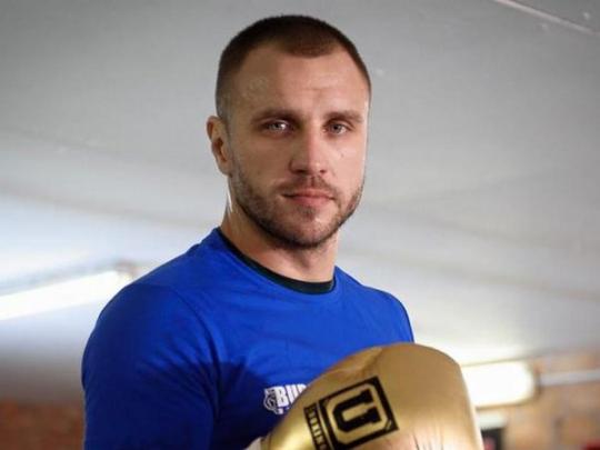 Украинец Макс Бурсак уступил в бою за титул чемпиона мира по версии WBO (видео)