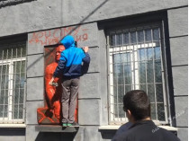 Полиция расследует дело об обезображенном мемориале Маршалу Жукову в Одессе