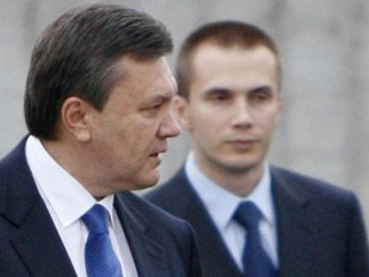 Януковича и его сына больше нет в базе Интерпола&nbsp;— адвокат
