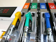 В связи с резким падением стоимости нефти, в Украине может подешеветь горючее