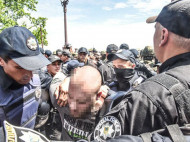 В Одессе растет число задержанных во время массовых акций (фото)