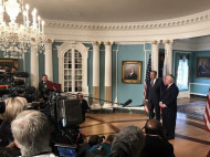 Глава МИД РФ неудачно пошутил на встрече с госсекретарем США (видео)