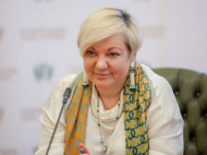 Экс-глава Нацбанка не боится преследований и знает новую цель критиков