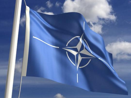 НАТО требует от России вернуться к официально признанным границам