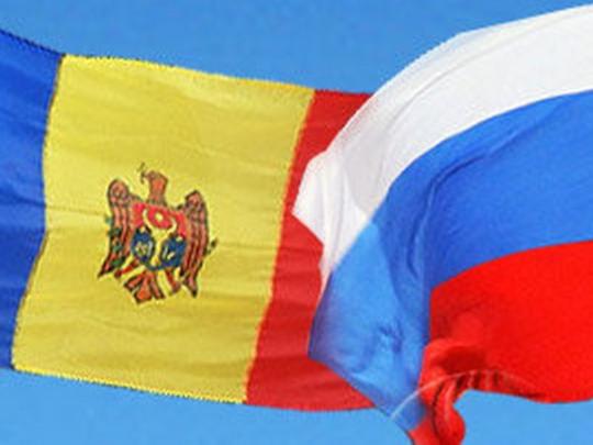 флаги Молдовы и РФ