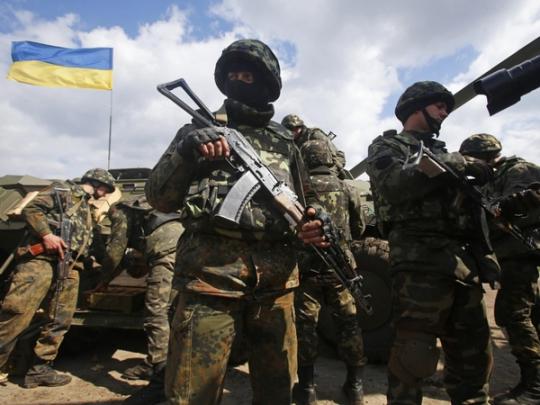 украинские военные на Донбассе