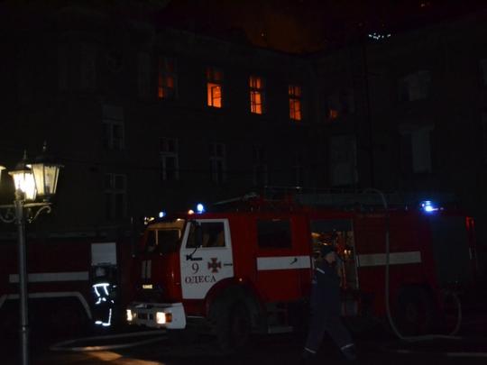 Пожар в будущем здании штаба ВМС Украины произошел из-за небрежности строителей