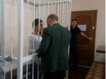 Депутат Поляков просит отпустить на поруки его помощницу, задержанную по делу о янтаре