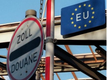 Евросоюз усилит внешние границы, чтоб остановить нелегалов