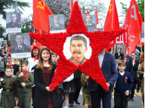 Россияне величайшей личностью в мировой истории считают Иосифа Сталина 