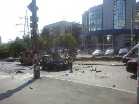 Взрыв автомобиля в Киеве признали терактом