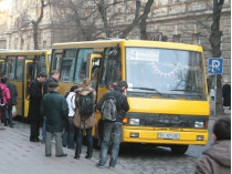 С 1 июля львовские пенсионеры больше не ездят бесплатно в маршрутках