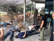 В Николаеве задержали преступную группу во главе с местным «авторитетом» по кличке Наум (фото, видео)