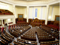 Четверо депутатов ни разу не явились в парламент с февраля