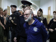 Экс-директору "Гоголь-центра" суд продлил арест
