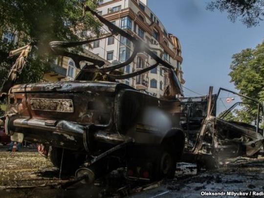В центре Одессы взорвался автомобиль (фото)