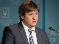 министр Александр Данилюк