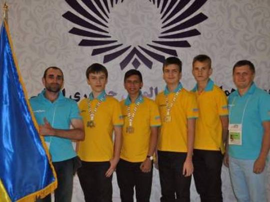 Украинские школьники привезли «золото» и два «серебра» с Международной олимпиады по информатике
