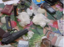 В Одессе разоблачили преступную группу, сбывавшую тяжелые наркотики (фото)