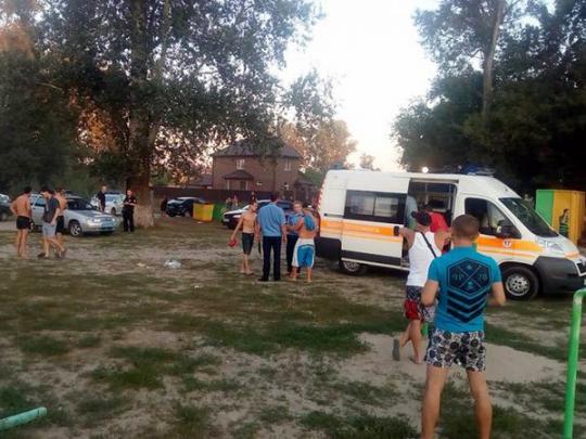 При перестрелке на полтавском пляже убит мужчина и ранен 7-летний ребенок 
