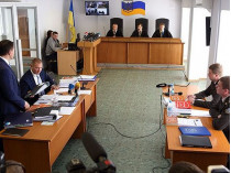 Экс-президенту Януковичу нового адвоката назначат вовремя 