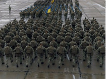 На контракт в Вооруженные Силы Украины привлечены 120 тыс. человек