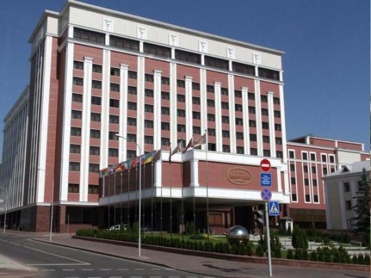 В Минске собирается трехсторонняя группа