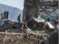 При обрушении дома в Неаполе погибли восемь человек