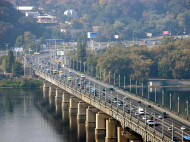 В Киеве на Южном мосту на два месяца ограничивают движение