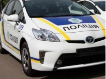Семилетний мальчик в Киевской области попал под колеса патрульного автомобиля
