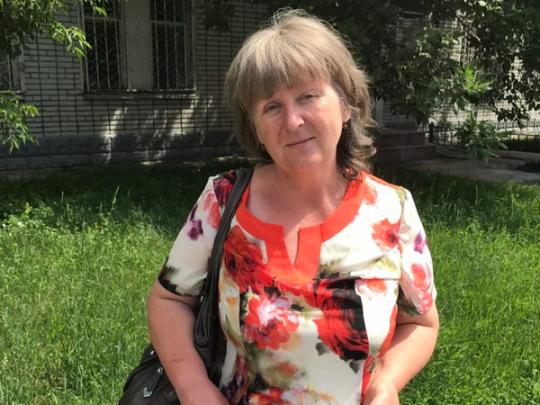 Мать задержанного на Донбассе россиянина жалуется на адвоката и консулов