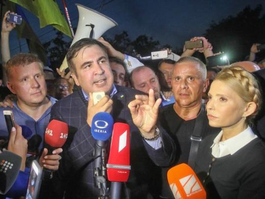 Саакашвили в пункте пропуска Шегини