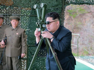 СМИ сообщили, что глава КНДР Ким Чен Ын пользуется устаревшими картами Google