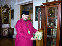 Епископ николай: «один известный человек предложил за мои девять икон миллион гривен, но я ответил: «коллекция навсегда останется в церкви»