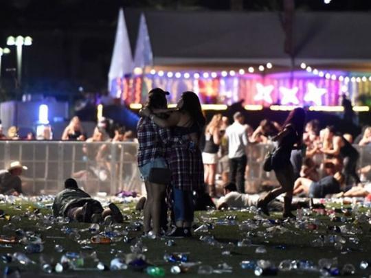Порошенко выразил соболезнование в связи с массовым расстрелом людей в Лас-Вегасе