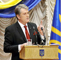 Виктор ющенко: «мой вариант конституции лишает депутатов и судей иммунитета. Я убежден&nbsp;— это положит конец нынешней их безнаказанности и безответственности»