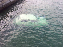 Затонувшее авто