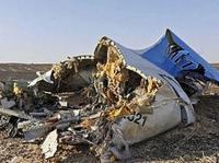 Обломки самолета, взорвавшегося над Синаем