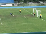 В Таиланде вратарь побежал праздновать победу и пропустил гол после пенальти (видео)