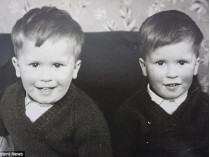 Дэвид и Пол Манн в детстве