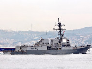 Американский эсминец "Джеймс Вильямс" направляется в Одессу