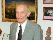 Николай Амосов