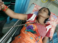 Жительница Индии чудом выжила после того, как металлический прут пронзил ей шею (фото 18+) 