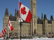 Парламент Канады рекомендует предоставить Украине летальное оружие